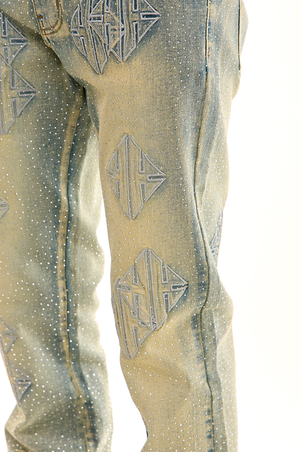 KND4948 Blue | KDNK KK Patch Rhinestone Jeans