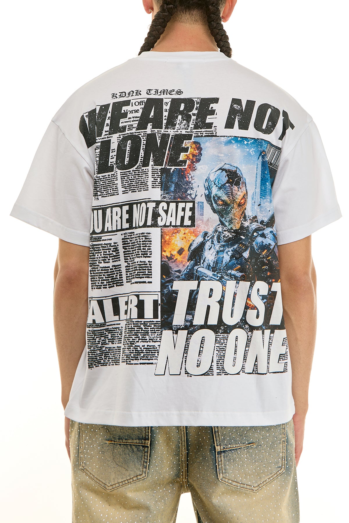 KNT098 White KDNK Graphic Tee
